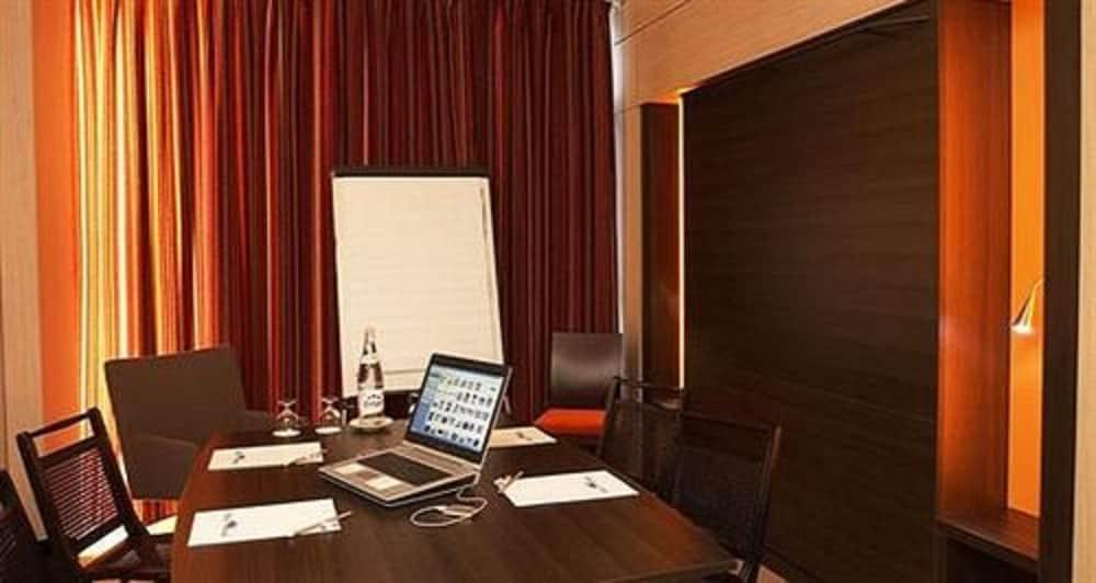 Hotel Oceania Nantes Aeroport Bouguenais Zewnętrze zdjęcie